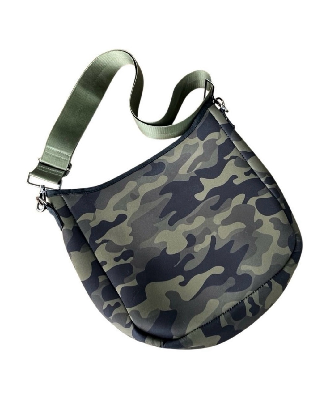 HAUTE SHORE Camo Messenger Bag with Pink & Orange Center Stripe NWOT - Picture 6 of 13